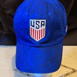 Blue Dri-Fit Heritage86 Nike USA Shield Cap unisex